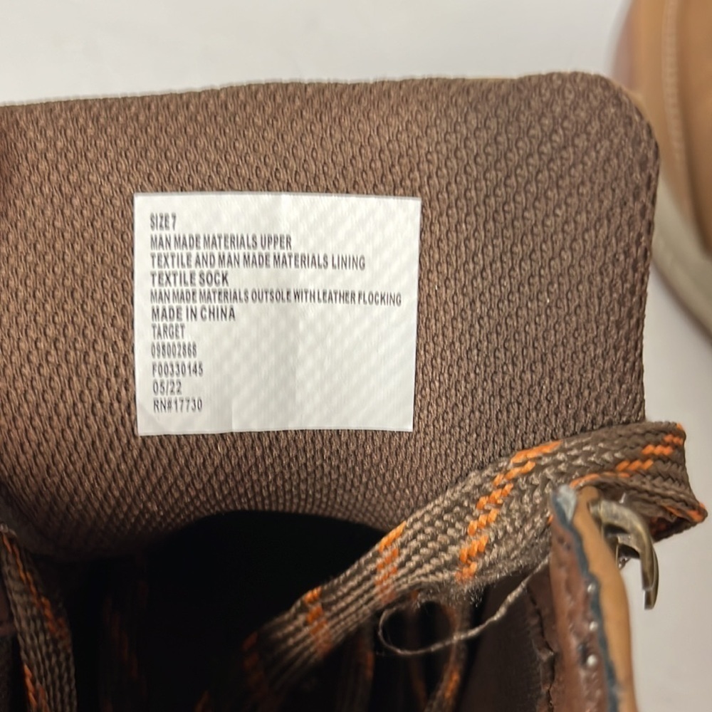 GOODFELLOW and co men’s hiker shoes. - Picture 6 of 6